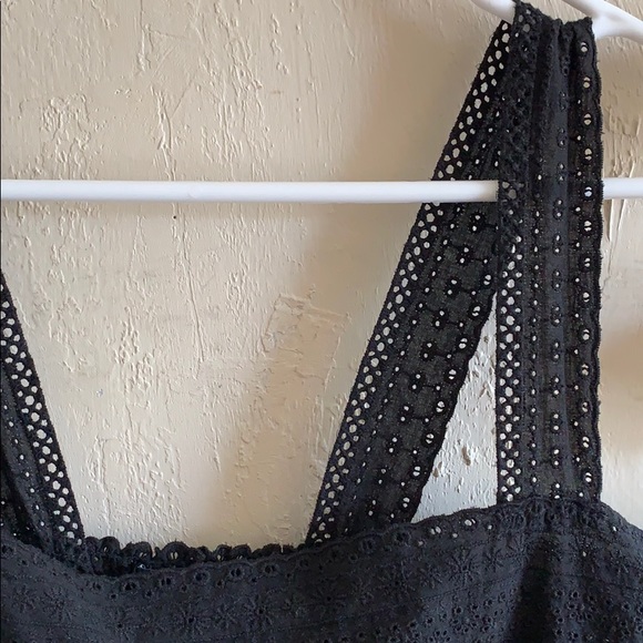 Eyelet Ruffle Crop Tank - Picture 2 of 3